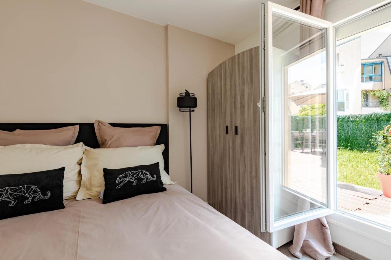 Charmant Refuge Avec Jardin, A 6 Minutes A Pied Du Metro Creteil L Echat-Lovely Retreat With Garden, Located A 6-Minute Walk From Creteil L Echat Metro Station Créteil Exterior foto