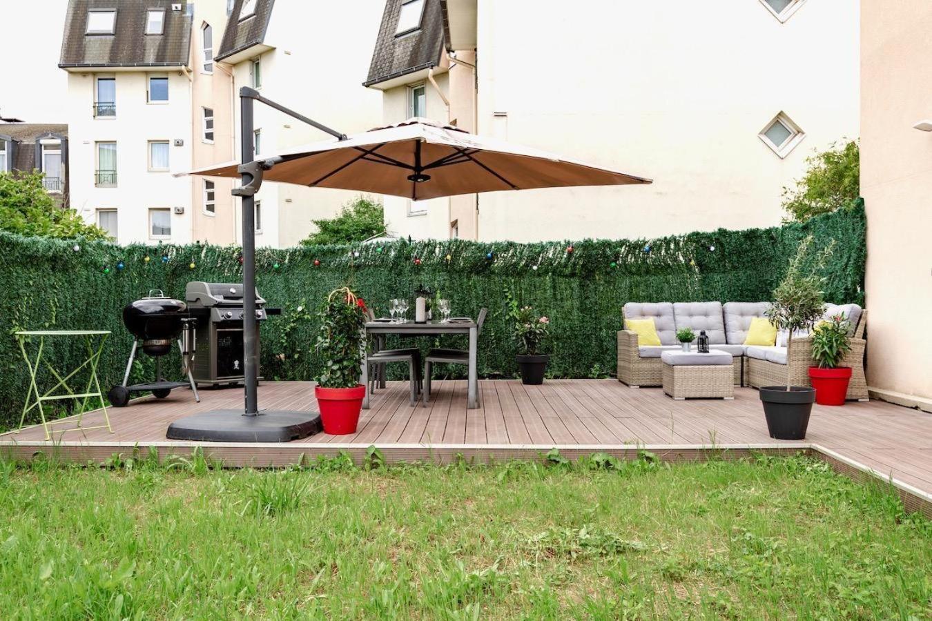 Charmant Refuge Avec Jardin, A 6 Minutes A Pied Du Metro Creteil L Echat-Lovely Retreat With Garden, Located A 6-Minute Walk From Creteil L Echat Metro Station Créteil Exterior foto