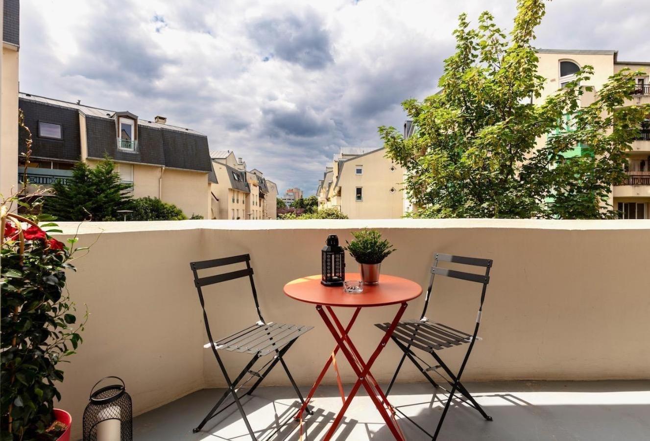 Charmant Refuge Avec Jardin, A 6 Minutes A Pied Du Metro Creteil L Echat-Lovely Retreat With Garden, Located A 6-Minute Walk From Creteil L Echat Metro Station Créteil Exterior foto