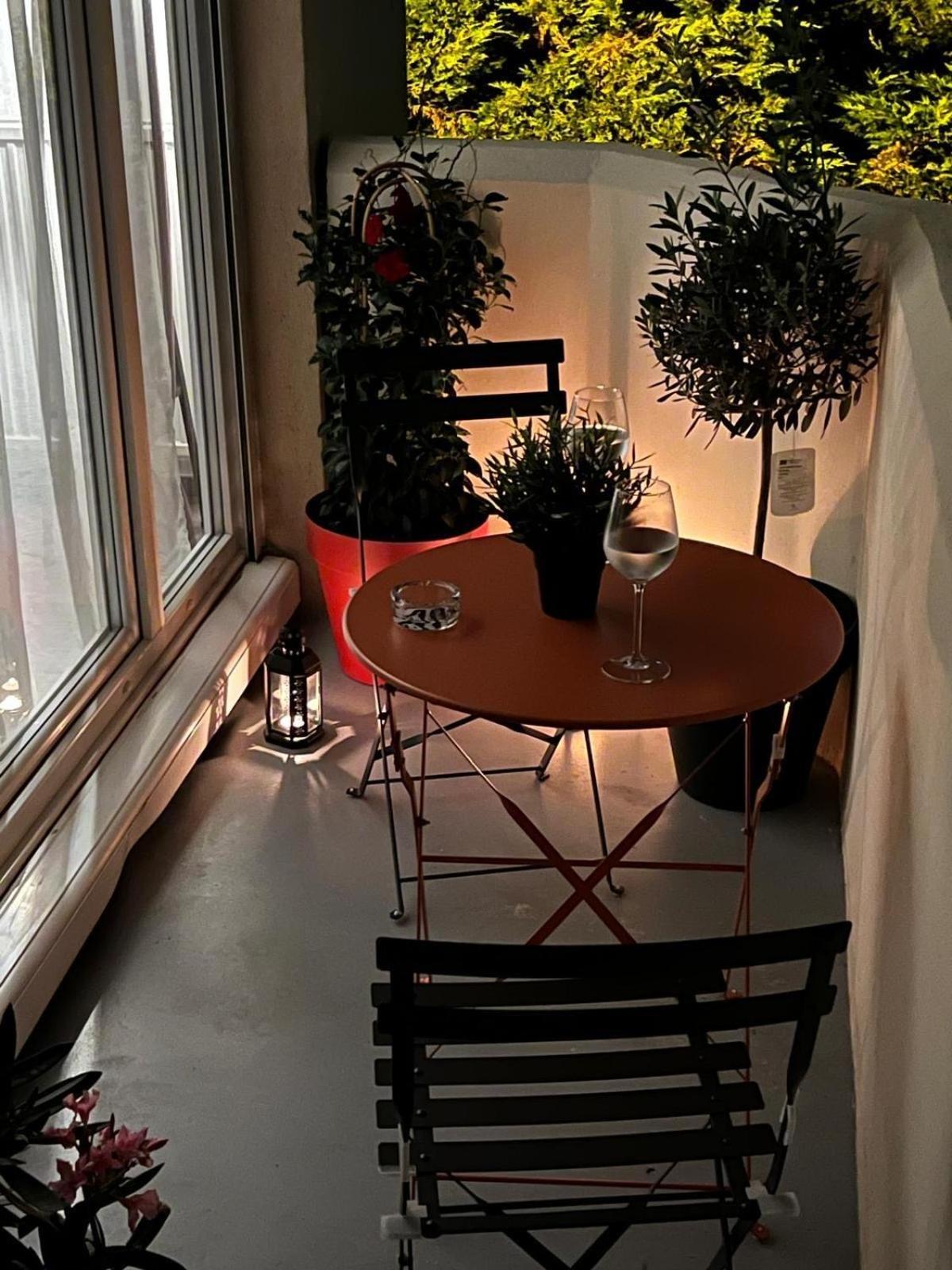 Charmant Refuge Avec Jardin, A 6 Minutes A Pied Du Metro Creteil L Echat-Lovely Retreat With Garden, Located A 6-Minute Walk From Creteil L Echat Metro Station Créteil Exterior foto